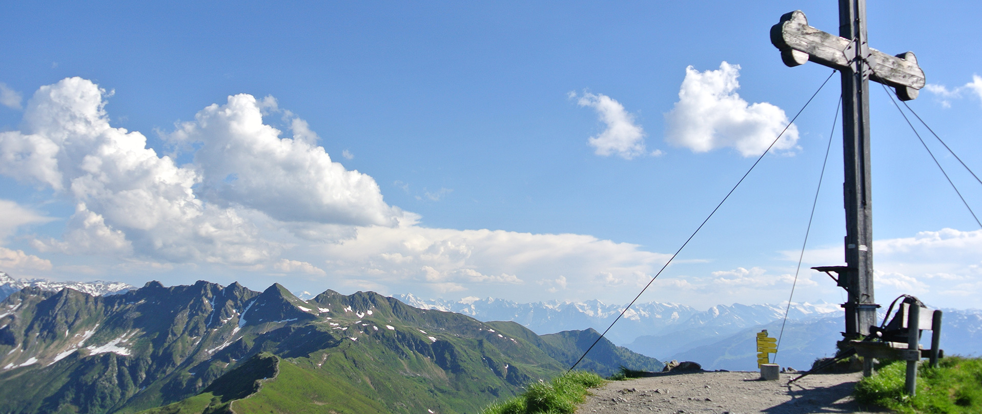 <br>Inmitten der Bergwelt des Alpbachtals<br/><strong>Haus Dorferstuck</strong>